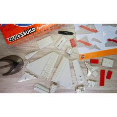 Airfix QUICKBUILD Eurofighter Typhoon | Saliekams iznīcinātāja lidmašīnas modelis