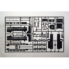 Italeri 1:87 Lokomotive BR 50 | German Steam Locomotive Model Kit (8702)